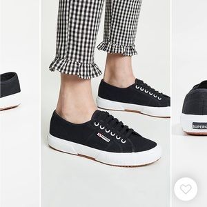 NWOT- Superga 2750 Cotu Classic Sneaker in Navy